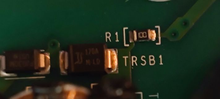 Nahaufnahme einer Leiterplatte mit SMD-Bauteilen