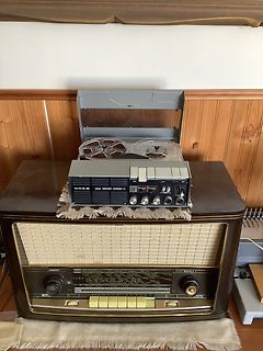 SABA Radio und UHER Tonbandgerät