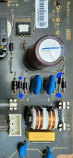 Nahaufnahme einer Leiterplatte mit elektronischen Bauteilen