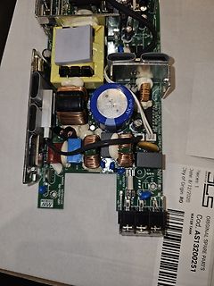 Leiterplatte eines Netzteils mit Bauteilen