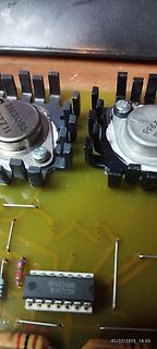 Leiterplatte mit Transistoren und IC