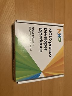 Verpackung eines NXP MCUXpresso Developer Experience FRDM-MCXW71 Boards
