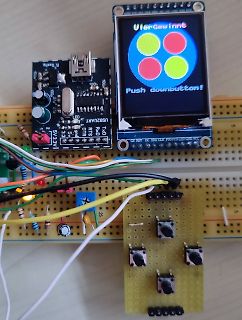 Mikrocontroller Aufbau mit Display und Tasten auf Lochrasterplatine