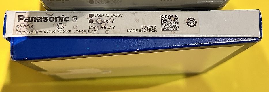 Verpackung eines Panasonic Relais