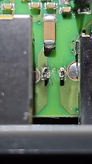 Nahaufnahme einer Leiterplatte mit SMD-Bauteilen