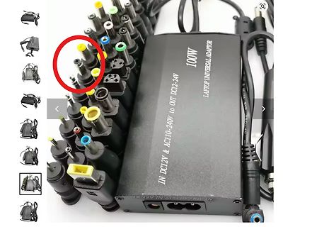 Laptop Universal Adaptor mit verschiedenen Hohlsteckern
