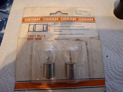 Verpackung von Osram Glühbirnen