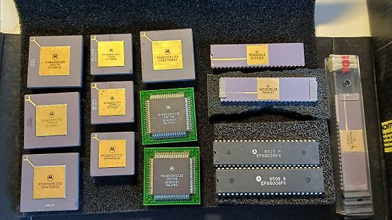 Verschiedene Motorola Mikroprozessoren und Chips