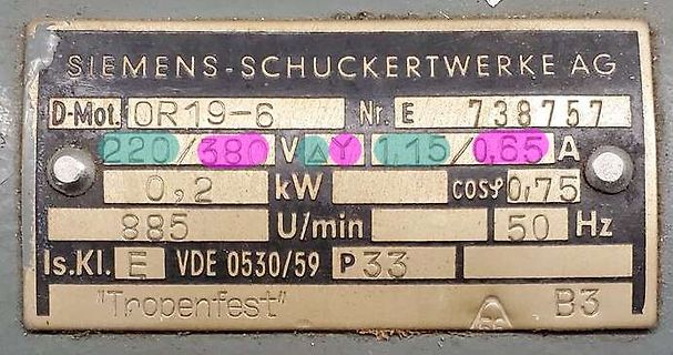 Typenschild eines Siemens-Schuckertwerke Motors