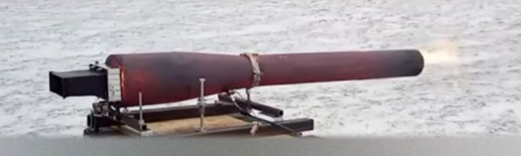 Abfeuern eines Raketenprototyps