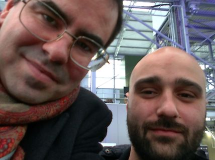 Zwei Männer im Selfie