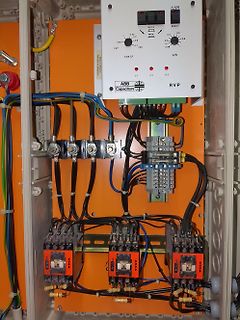 ABB RVP Kondensatorbatterie Schaltschrank