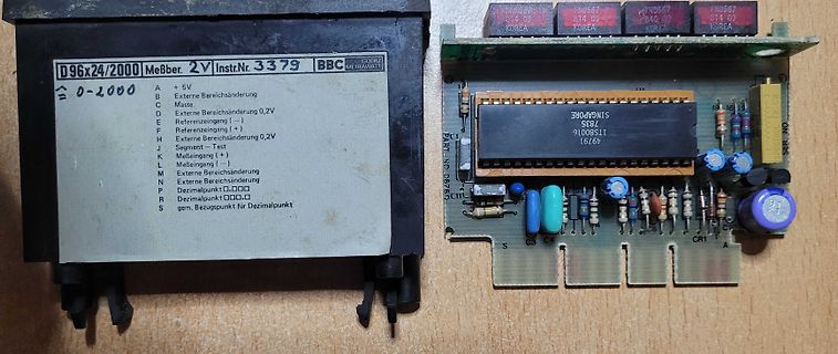 Messgerät und Leiterplatte mit IC