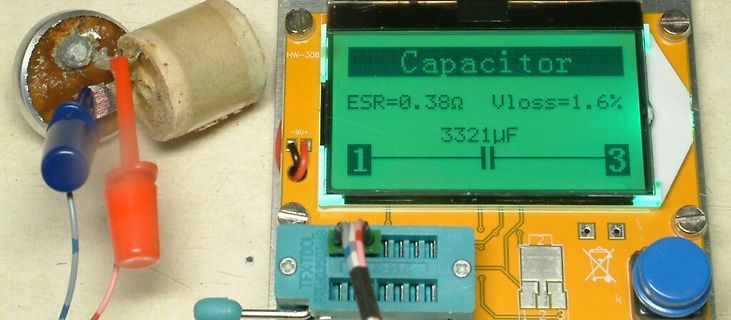 Messung eines Elektrolytkondensators mit ESR-Meter