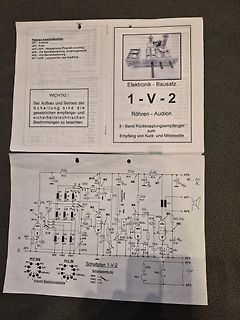 Foto von Schaltplan und Anleitung eines Radiosatzes