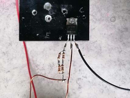 Leiterplatte mit MOSFET und freier Verdrahtung