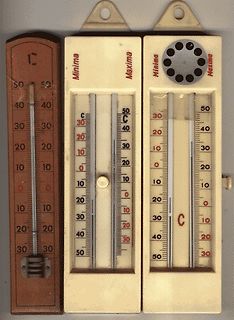 Drei Thermometer