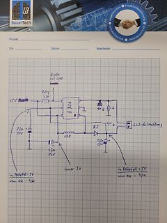 Handgezeichneter Schaltplan auf Millimeterpapier