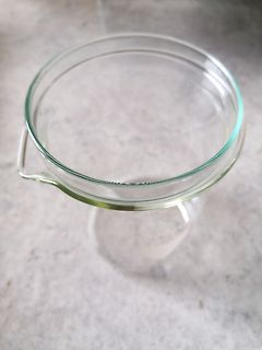 leeres Glasgefäß