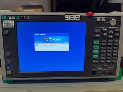 Anritsu MD1230B Data Quality Analyzer mit Windows-Bildschirm