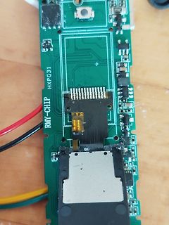 Leiterplatte mit RMY-CHIP HXPG31 und Flachbandkabel