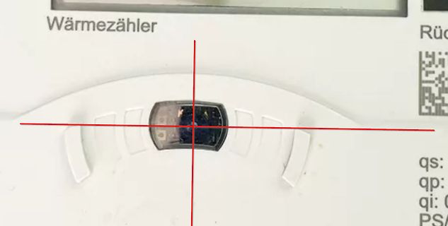 Nahaufnahme eines Wärmezählers mit Display