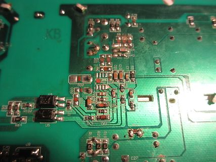 Nahaufnahme einer Leiterplatte mit SMD-Bauteilen