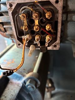 Anschlussklemmen eines Elektromotors