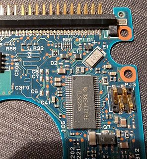 Nahaufnahme einer Leiterplatte mit SMD-Bauteilen