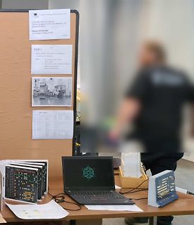 Ausstellung von PDP-1 Emulator und Hardware-Nachbauten