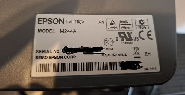 Typenschild eines Epson TM-T88V Druckers