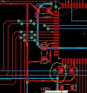 Ausschnitt eines PCB-Layouts mit Bauteilbeschriftungen