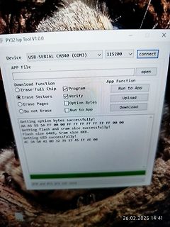 Abfotografierter Bildschirm einer PY32 ISP Tool Software