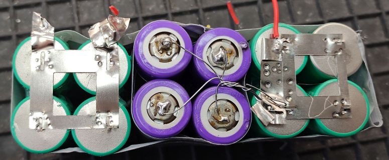 Zusammengesetzter Akku-Pack aus Li-Ion Zellen