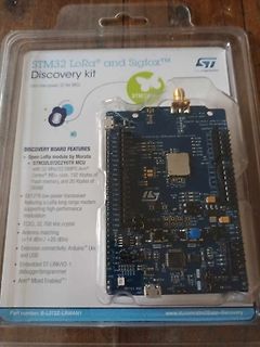 STM32 LoRa und Sigfox Discovery Kit in Verpackung