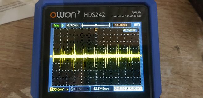 Handheld Oszilloskop mit Signalanzeige