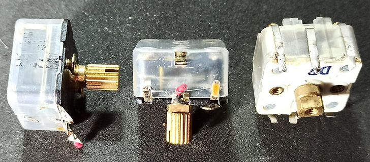 Drei mechanische Tastenschalter