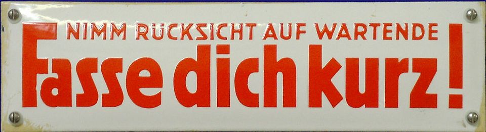 Schild mit Text zur Rücksichtnahme