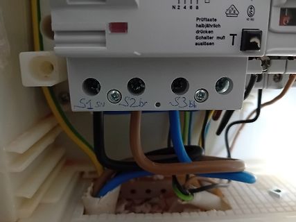 Verdrahtung eines Leitungsschutzschalters