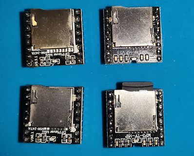 Vier DFPlayer Mini MP3-TF-16P Module
