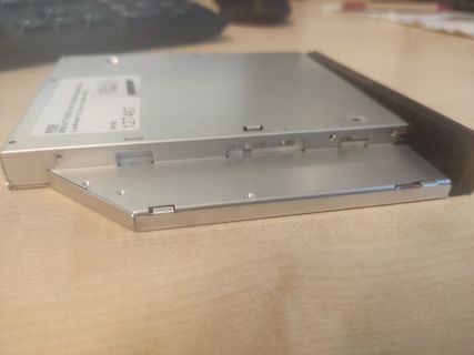 Laptop-Laufwerk oder Festplatte in Metallgehäuse