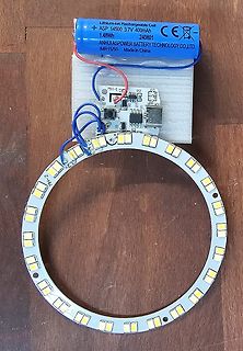Aufbau mit Lithium-Ionen-Akku, Steuerplatine und LED-Ring