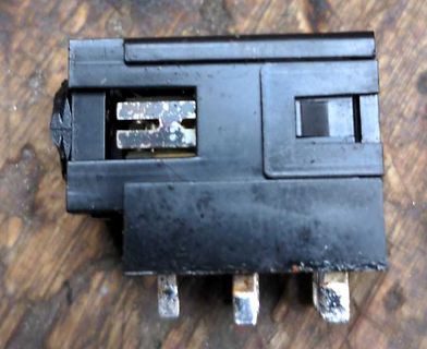 Schwarzer elektrischer Schalter