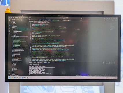 Foto eines Computerbildschirms mit Python-Code