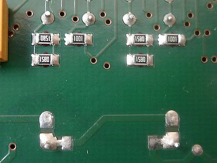 Nahaufnahme einer Leiterplatte mit SMD-Bauteilen
