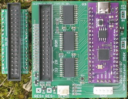 Leiterplatte mit ICs und Steckverbindern