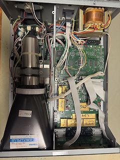Innenansicht eines Toshiba CRT-Monitors