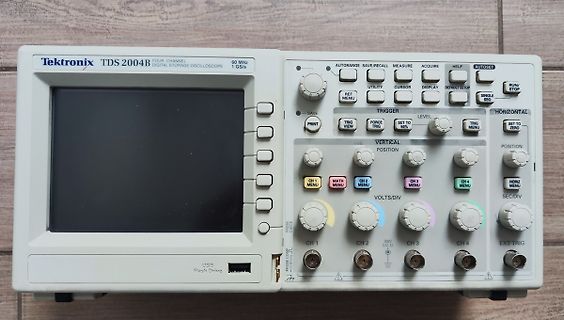 Tektronix TDS 2004B Digital Storage Oscilloscope