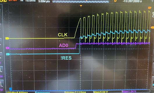 Oszilloskop-Messung von CLK, AD0 und !RES Signalen