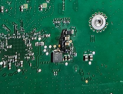 Nahaufnahme einer Leiterplatte mit SMD-Bauteilen